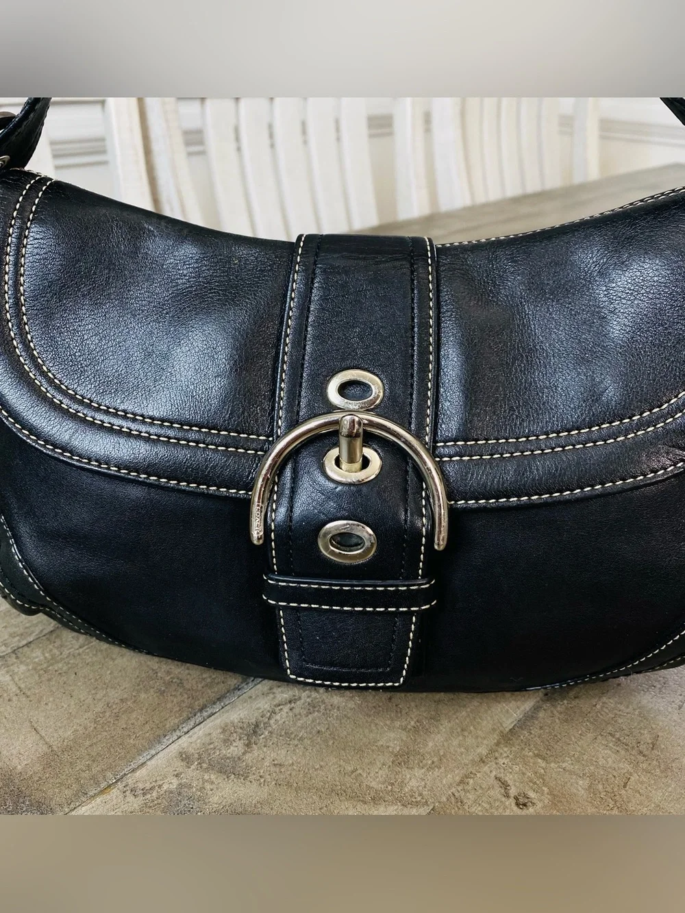 Vintage Coach Soho Y2K Leather Buckle Flap Shoulder Bag Black Hobo F10910